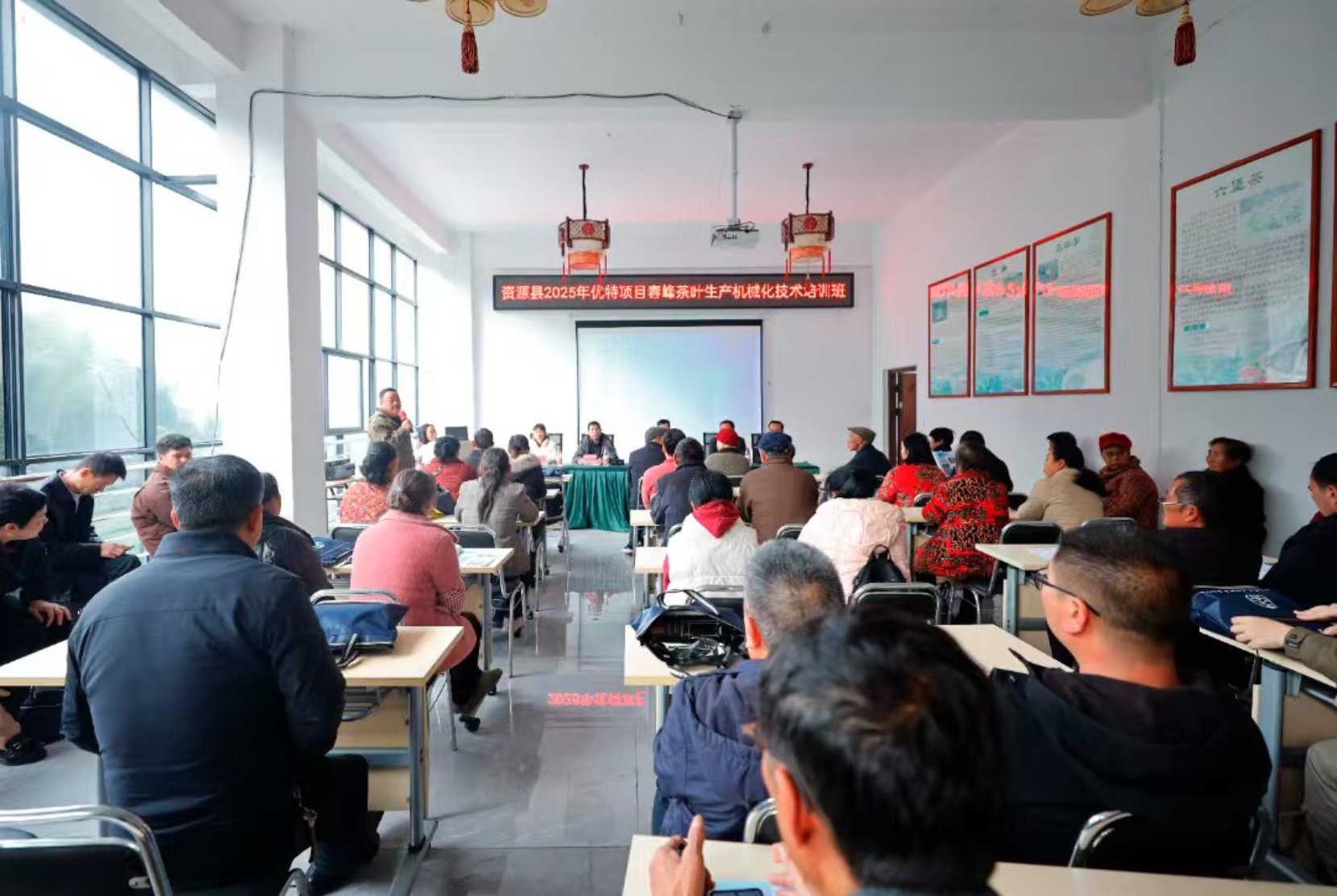 8c94eff1f40740a87289e2e2c0cd8f3