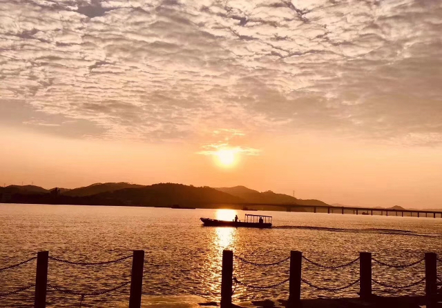 泗洲岛夕阳美景 副本.jpg